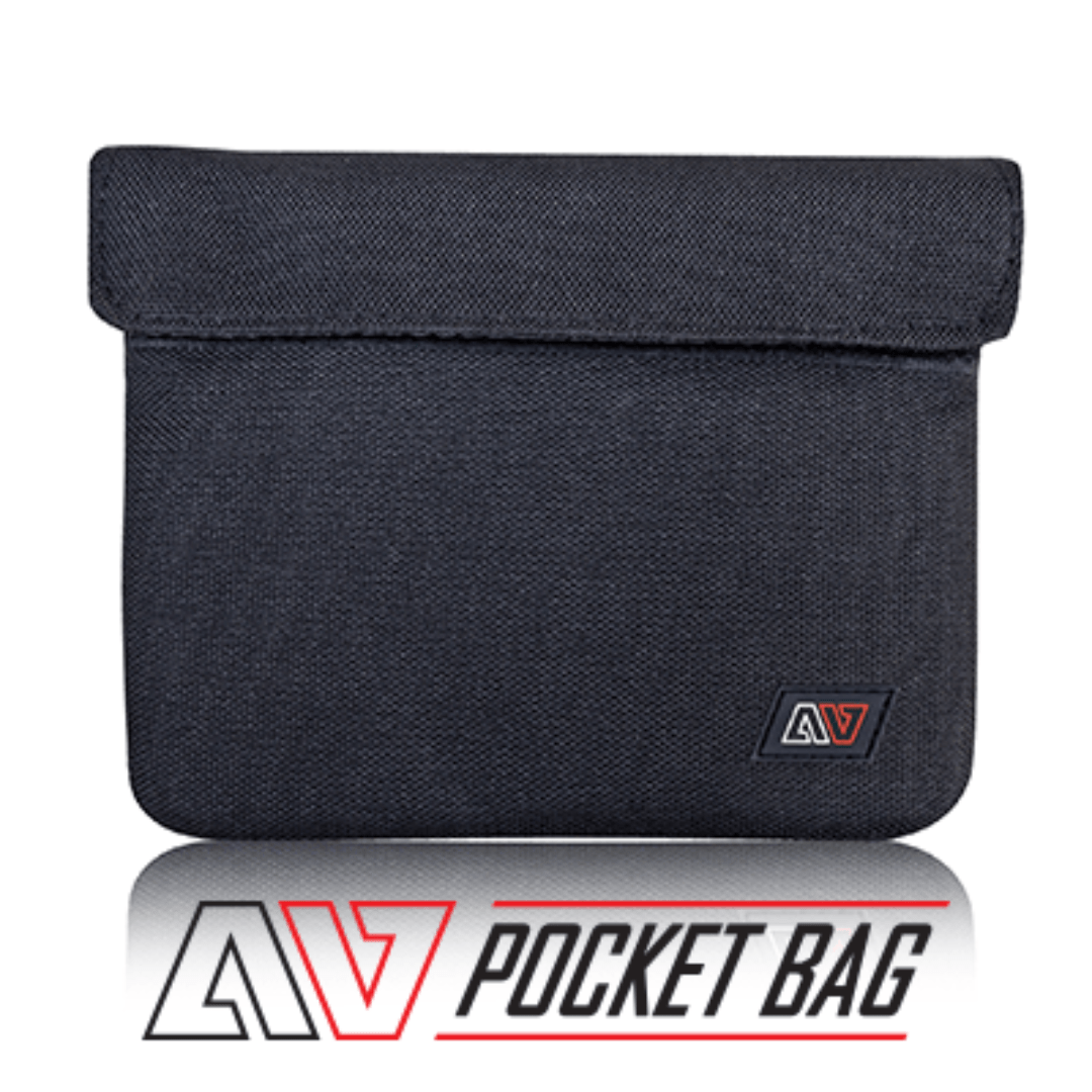 Avert Hydroponic Supplies > Harvest Tools > Smell Proof Bags Avert Pocket Bag (Carbon Bag / Smell Proof)